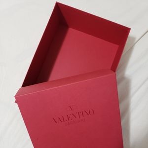 VALENTINO shoe box